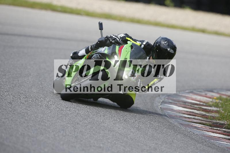 /Archiv-2024/29 12.06.2024 MOTO.CH Track Day ADR/Gruppe rot/69